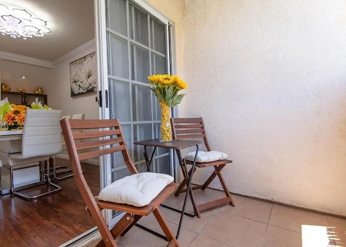 Spacious 2Br/2.5Ba + Game Room